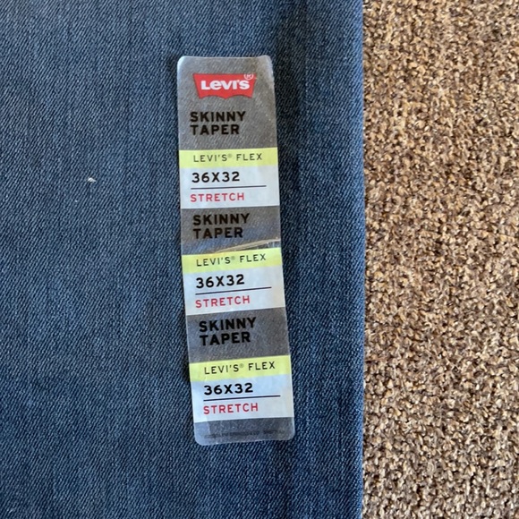 Levi’s Flex Skinny Taper 36-32 sits Below waist & Stretch Mens Jeans - Picture 4 of 6